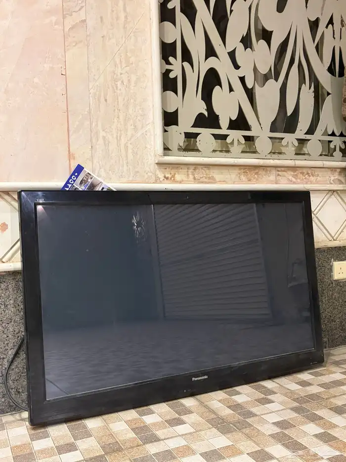 الواح زجاج مع تلفزيون بنا سونك 4