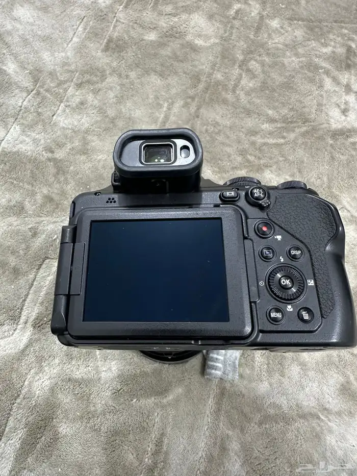 كميرا نيكون 1100 للبيع 3