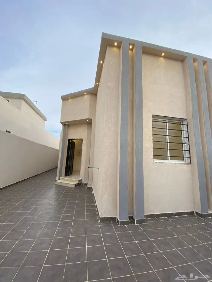 للبيع دوبلكس أرضي في الدوادمي 3