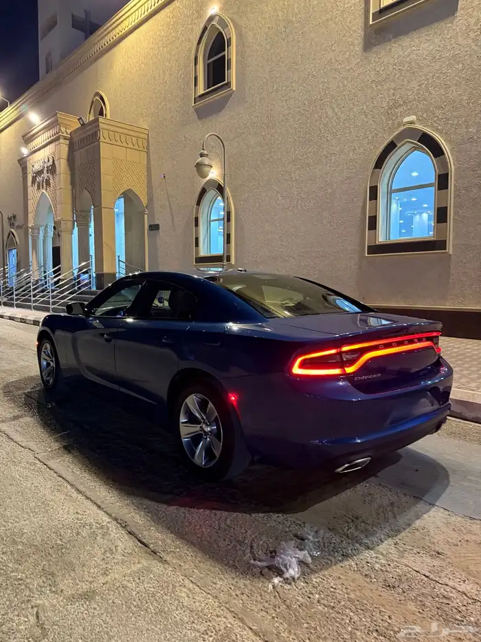 تشارجر 2021 SXT 1