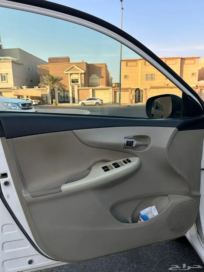 للبيع تويوتا كورولا 2013 14