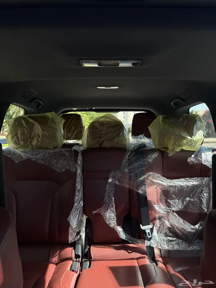 لكزس LX570 2016 54