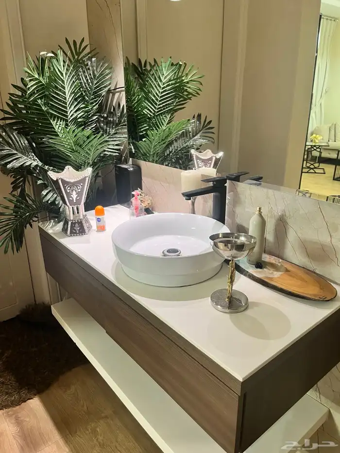 مغسلة خشب (فاخرة) مع أدراج ومراية 2