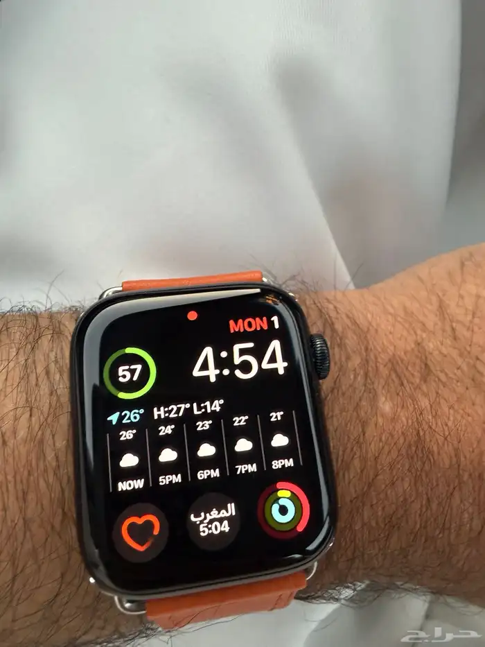 ساعة ابل se 2 0