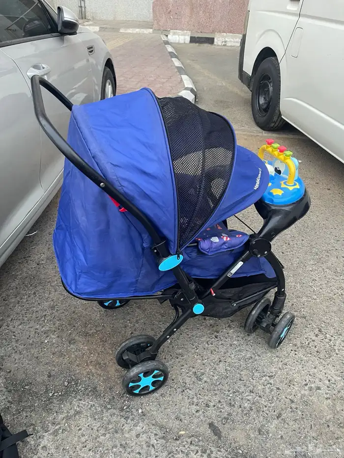 عربية اطفال مع مشاية 2