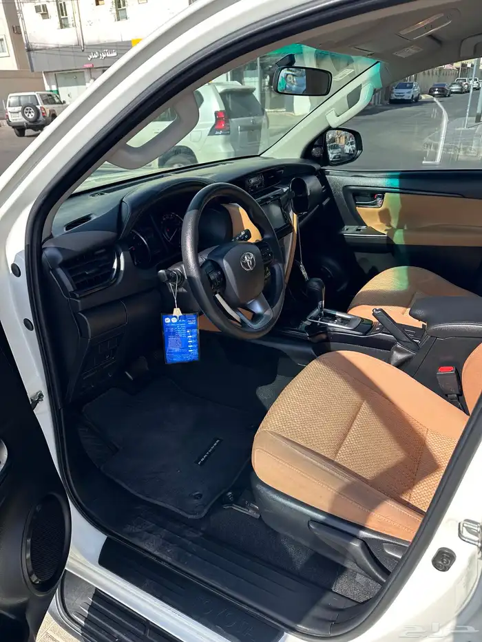 فورتشنر 2021 ابيض 4 دبل 14