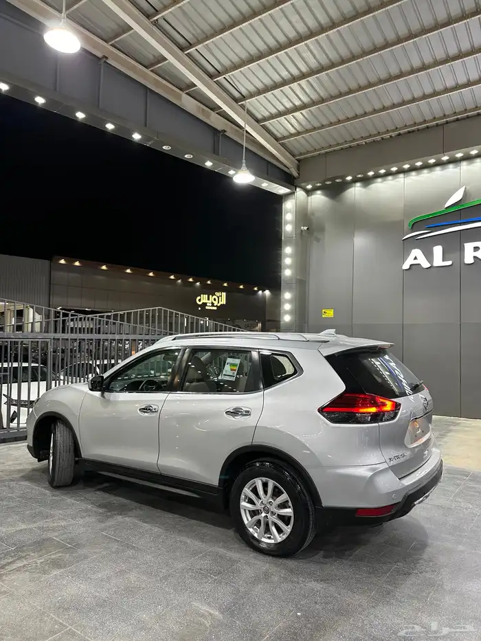 اكس تريل 2020 نص فل دبل لدى معرض(عبيد الرشيدي) 4