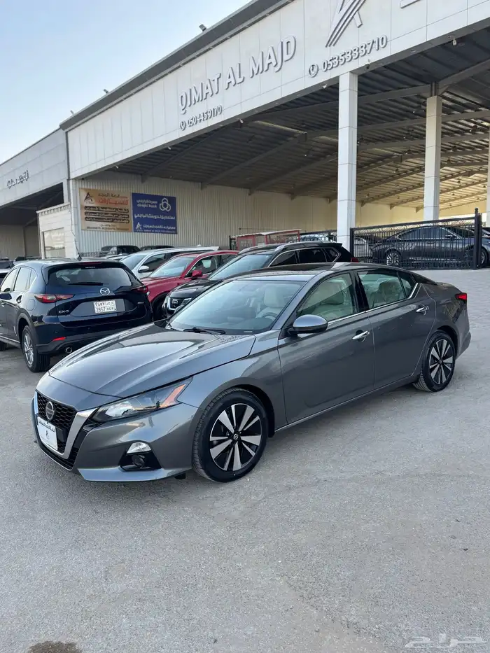 للبيع نيسان التيما 2022 نص فل بحالة الوكاله 1