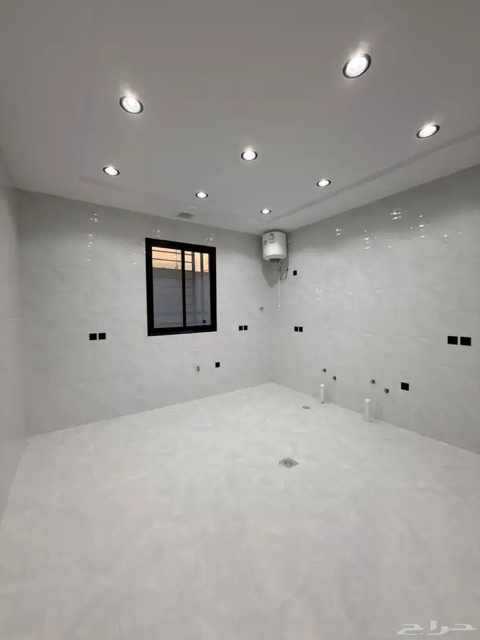 شقه ارضيه 6 غرف بمداخل مستقله قرب ممشي الراقي-بسعر550الف 8