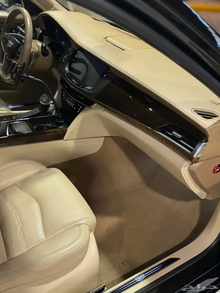 كاديلاك CT6 بلاتنيوم 3.0TT 20