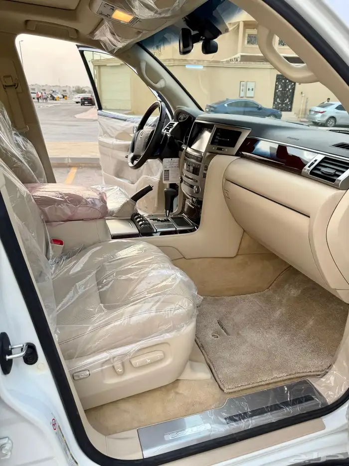 جيب لكزس 2013 DD مخزن شبة جديد 26