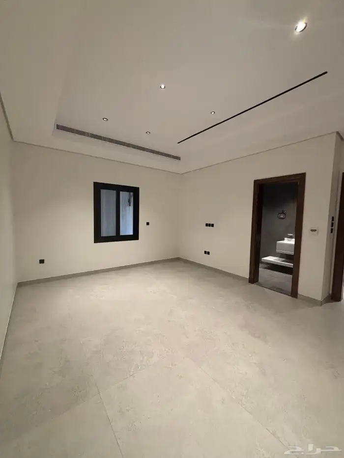 للإيجار شقة فاخرة في ارقى احياء جدة 15