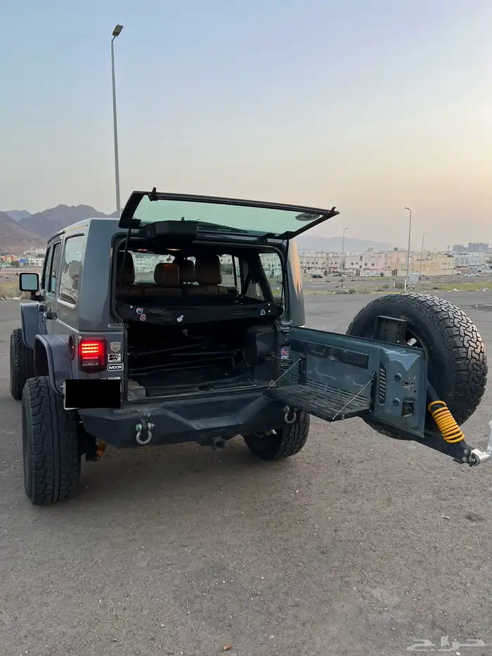 جيب رانجلر روبيكون 2014 معدل لوحة مميزة 8