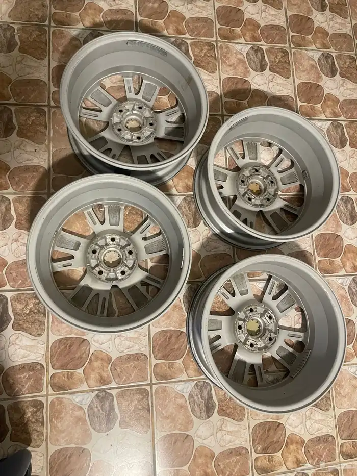 جنوط كيا اوبتيما اصلية موديل 2018 مقاس 16 6