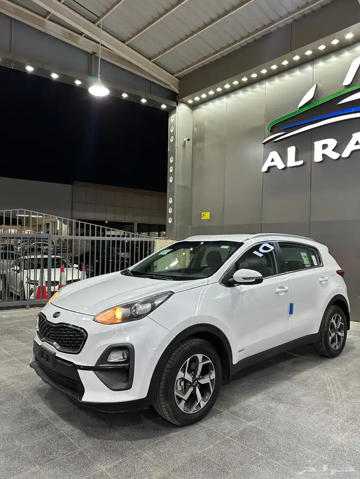 كيا سبورتاج 2022 دبل لدى معرض(عبيد الرشيدي) 12