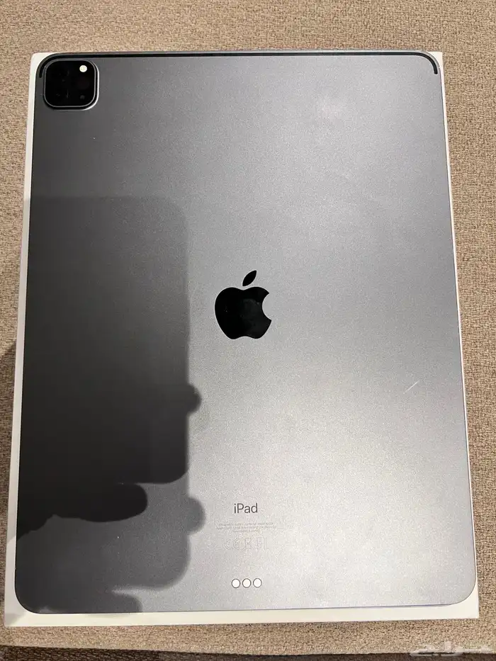 للبيع ايباد برو 12.9 4