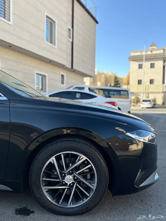 للبيع او للبدل المناسب ازيرا 2021 نظيفة 10