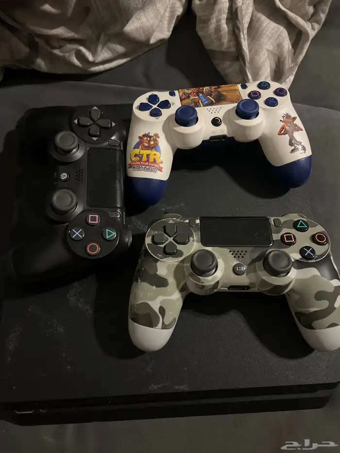 البلاستيشن نظيف لم يتم فتحه من قبل شريته ب 600 3