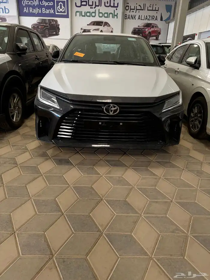 تويوتا يارس نص فل y plus 2026 اقل سعر لدى الصفح 0