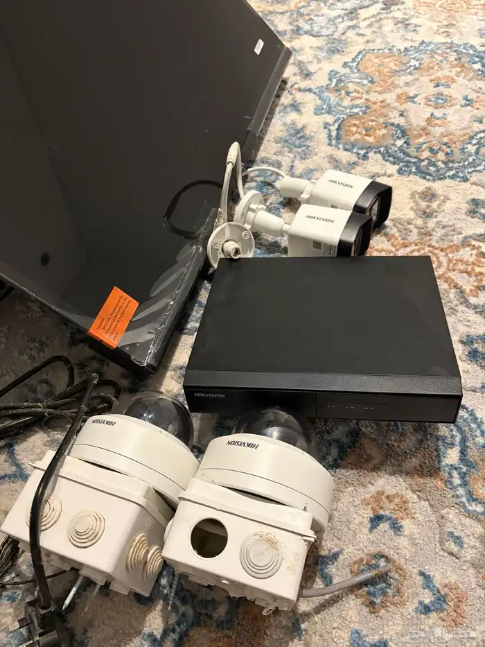 كاميرات مراقبة 0