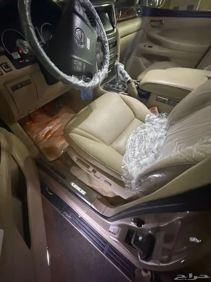 جيب لكزس 2011 6