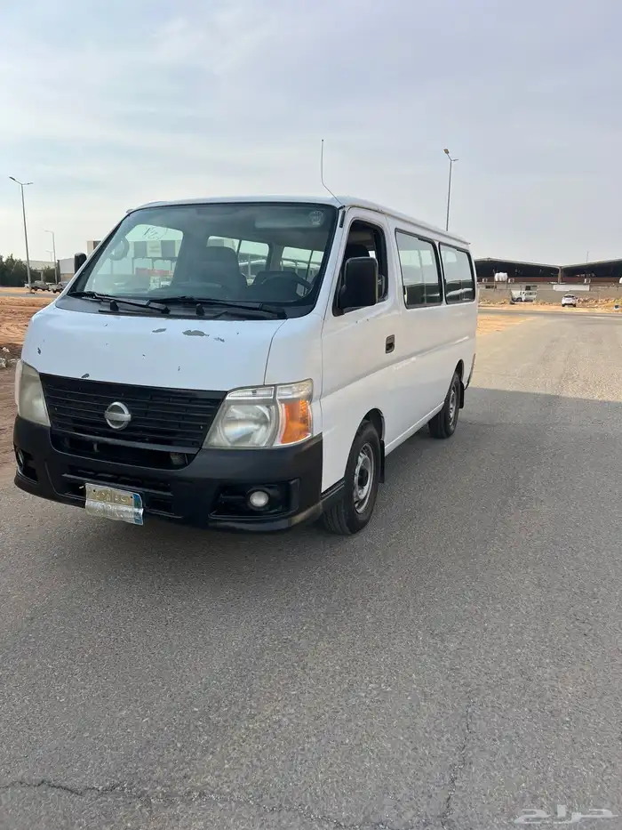 باص ركاب نيسان عداد 89 ألف فقط 3