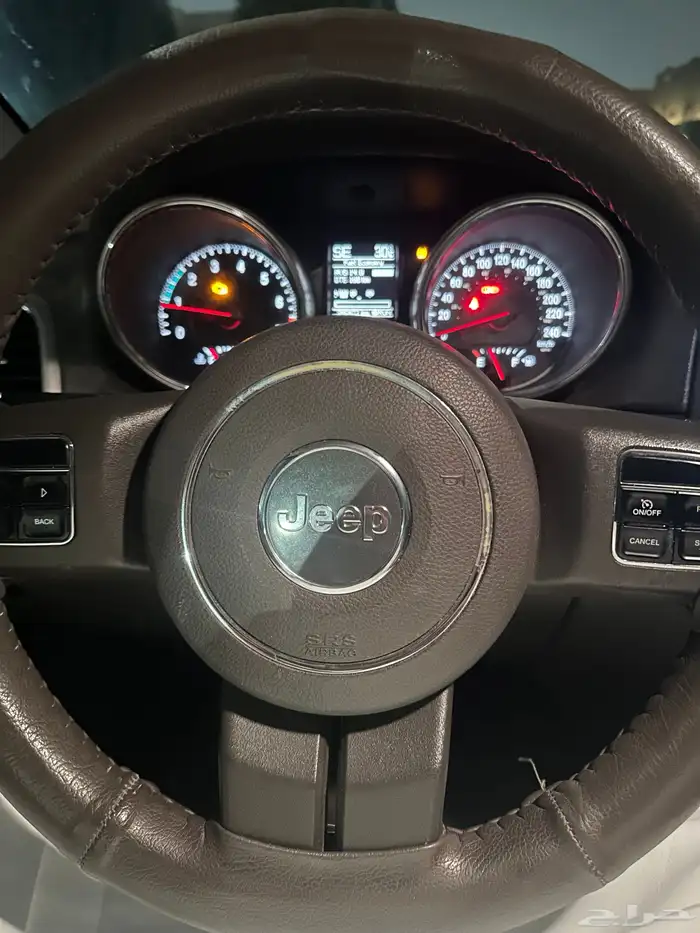 جراند شروكي 2012 للبيع 19