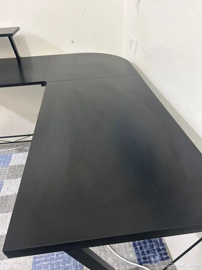 طاولة قمينق اخت الجديده 1