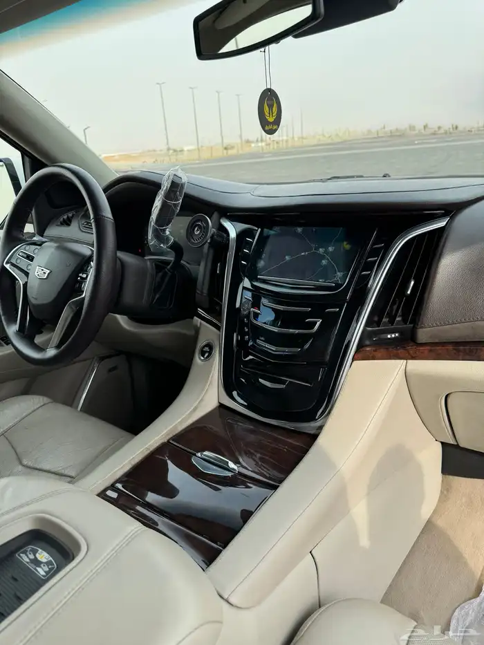 كاديلاك اسكاليد 2015 10