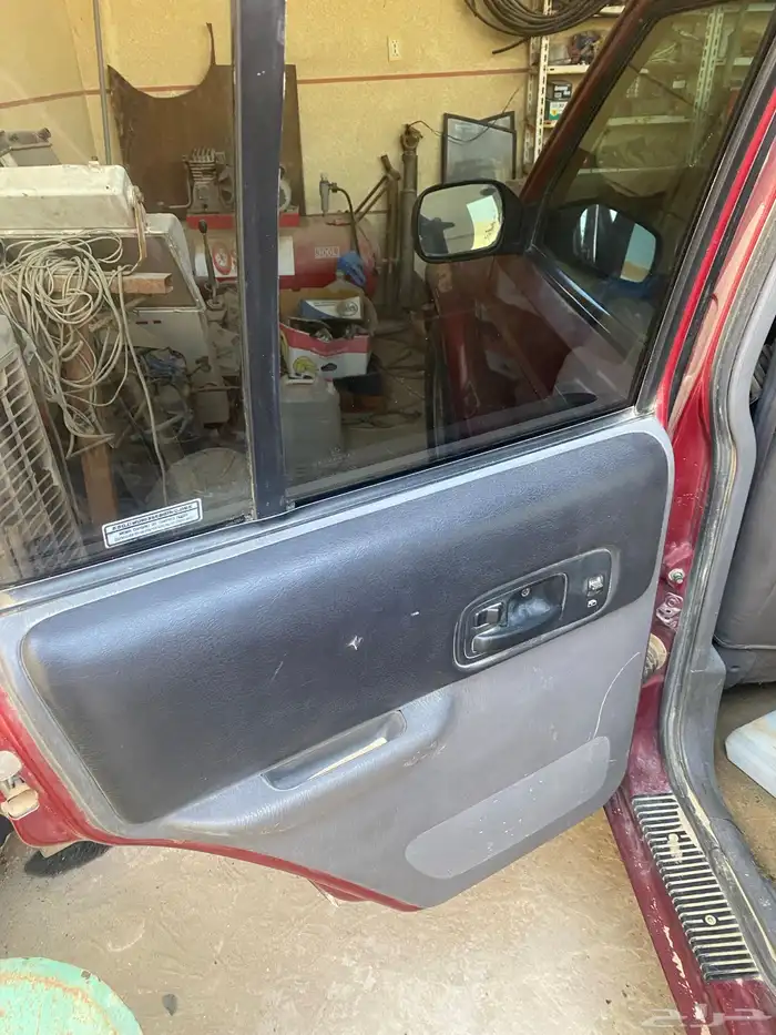 للبيع شيروكي 1998 7