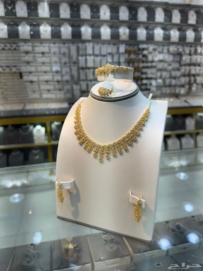 طقم بديل الذهب زركون 4