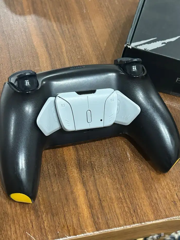 يد سوني 5 بأزرار خلفيه إكستريم رايت 0