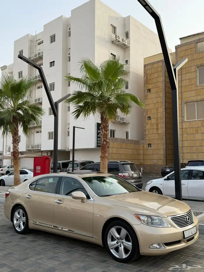 لكزس LS460L 0