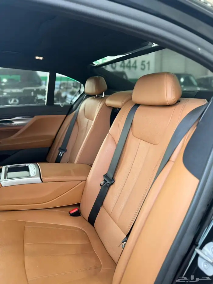 بي ام دبليو - 2018 - 730 - فل كامل - بسعر 85 الف 11