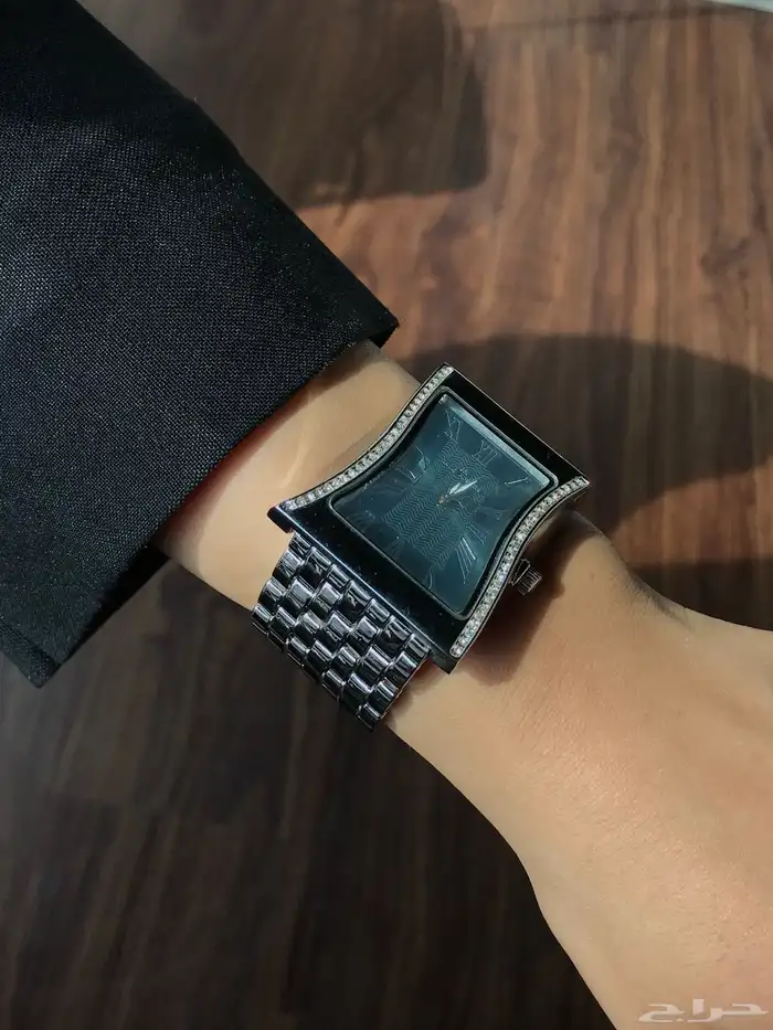 ساعات 50 ريال ضد الماء 8