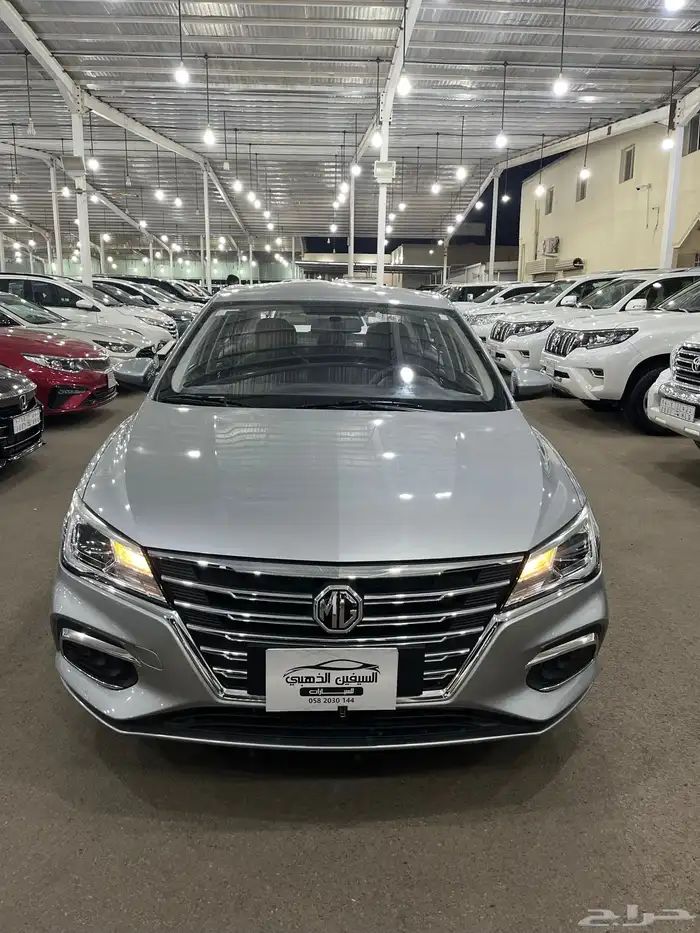 ام جي فايف 2023 1