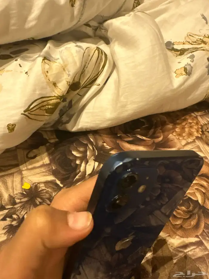 ايفون 12 العادي 2