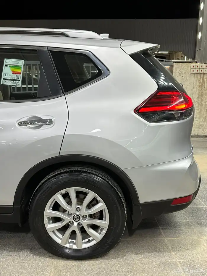 اكس تريل 2020 نص فل دبل لدى معرض(عبيد الرشيدي) 18