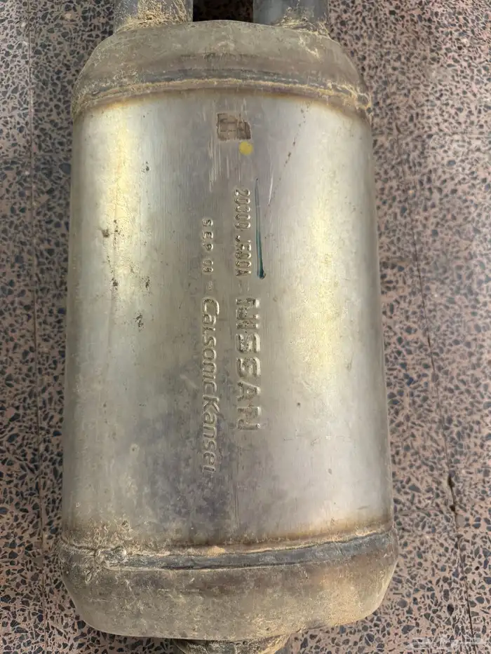 دبة بيئة وكالة GT-R نيسان موديل 2009 وفوق 2