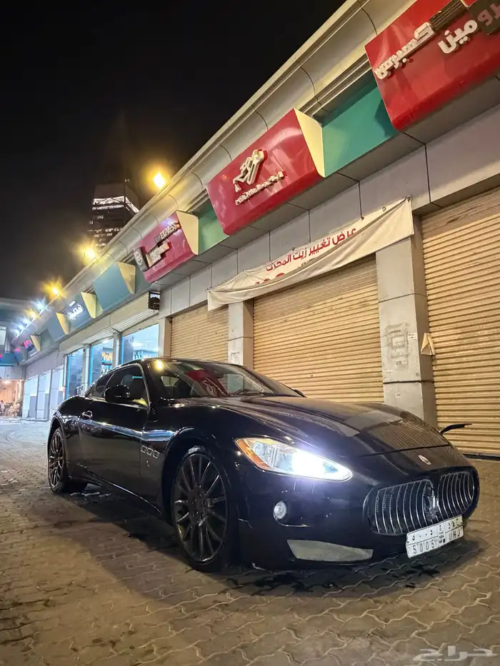 مازراتي جراند توريزمور اس 4.7 2012 المكينة الحمراء مصدومة 0