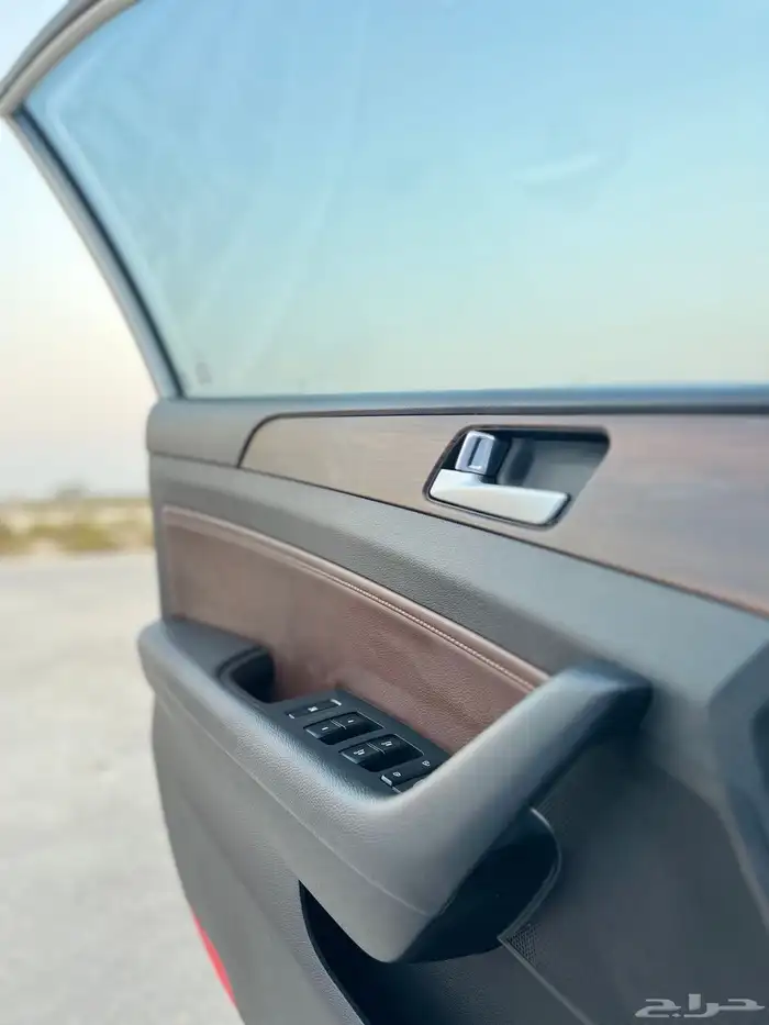 سوناتا سمارت فضي نظيف جدا  للمستخدم 20