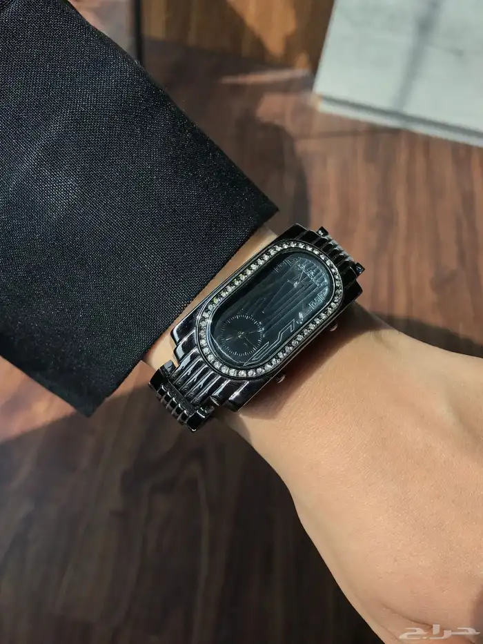 ساعات 50 ريال ضد الماء 6