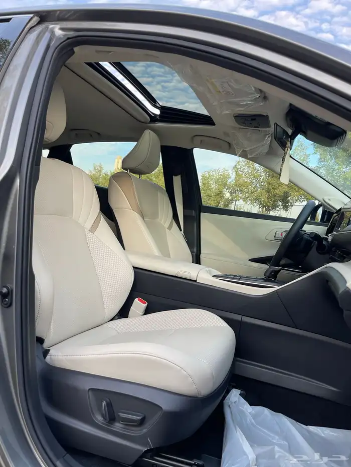 تويوتا-كراون2023(ممشي26الف)بريميوم 27