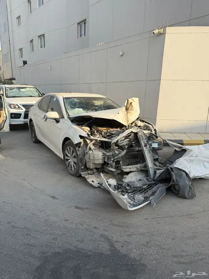 كامري ستاندر 2020 لون ابيض 9