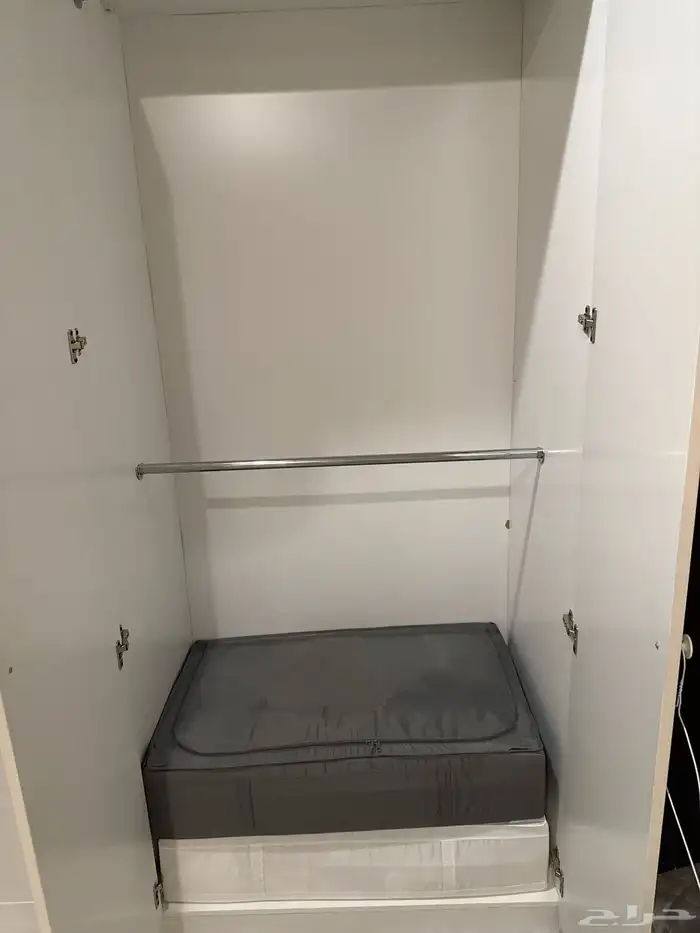 دولاب البيع شبه جديده 0