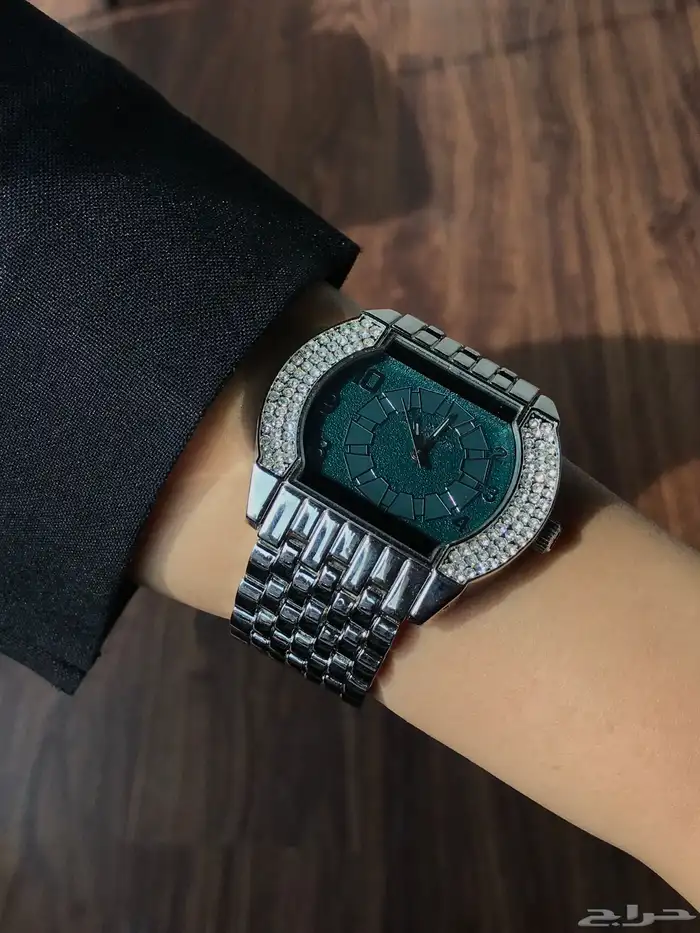 ساعات 50 ريال ضد الماء 12