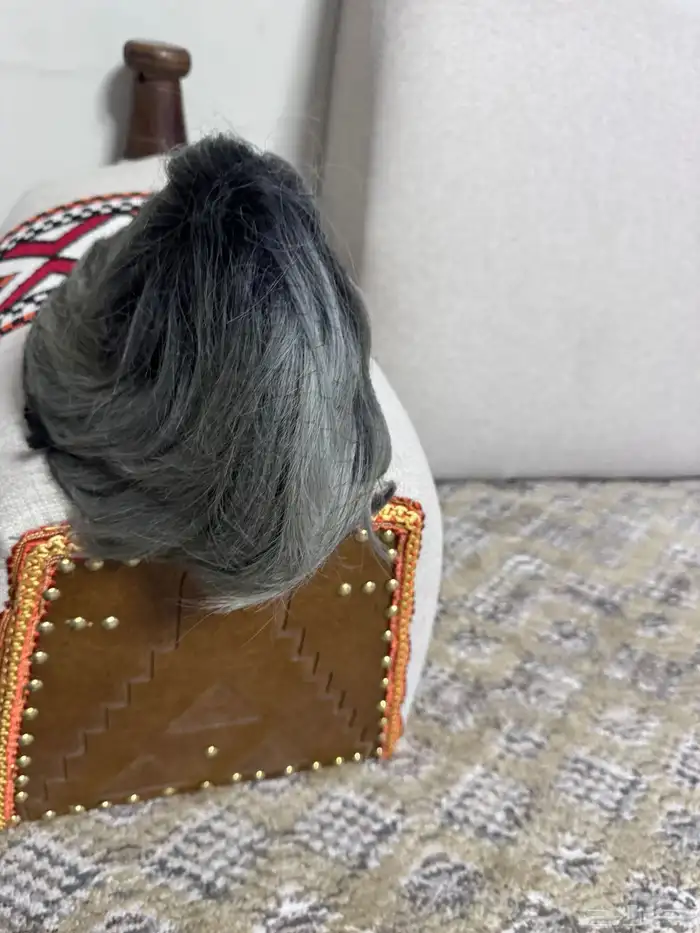 شعر مستعار نفس الاصلي للبيع يوجد حبتين فقط سعر مخفض جدا 5