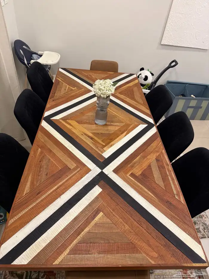 طاولة طعام 0