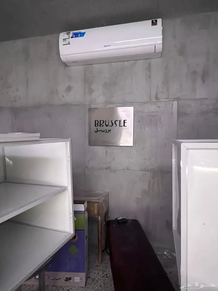 تنفيذ كافة انواع اللوحات المضيئة والمطبوعات والدروع 4