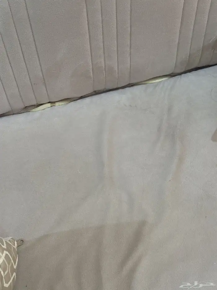 كنب اخو الجديد فيه وحده فيها كسر بسيط 3